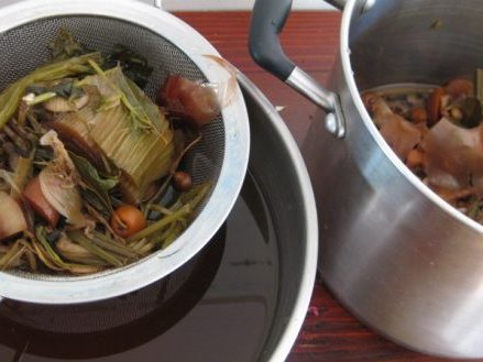 Making Stock From Vegetable Scraps